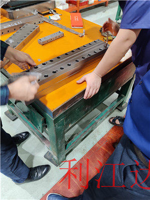 熔噴布模頭 熔噴布模頭